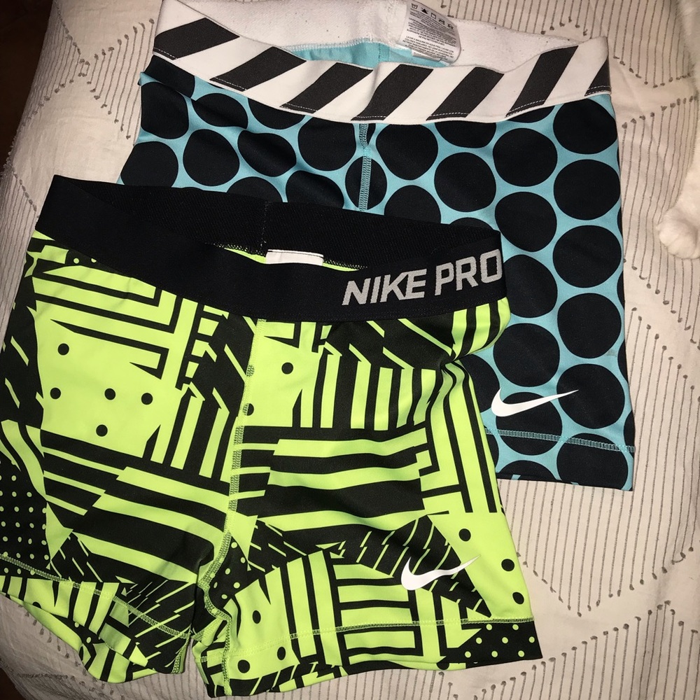 2 NIKE PRO SPANDEX!